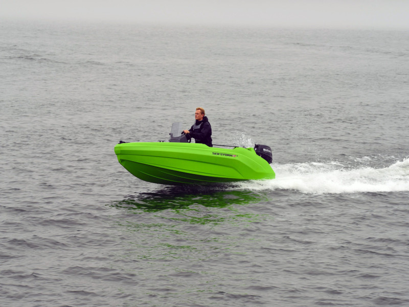 White Mercury Outboard Engines at sea - available from Motor Marine Services, County Donegal, Ireland White Mercury Outboard Engines at sea - available from Motor Marine Services, County Donegal, Ireland